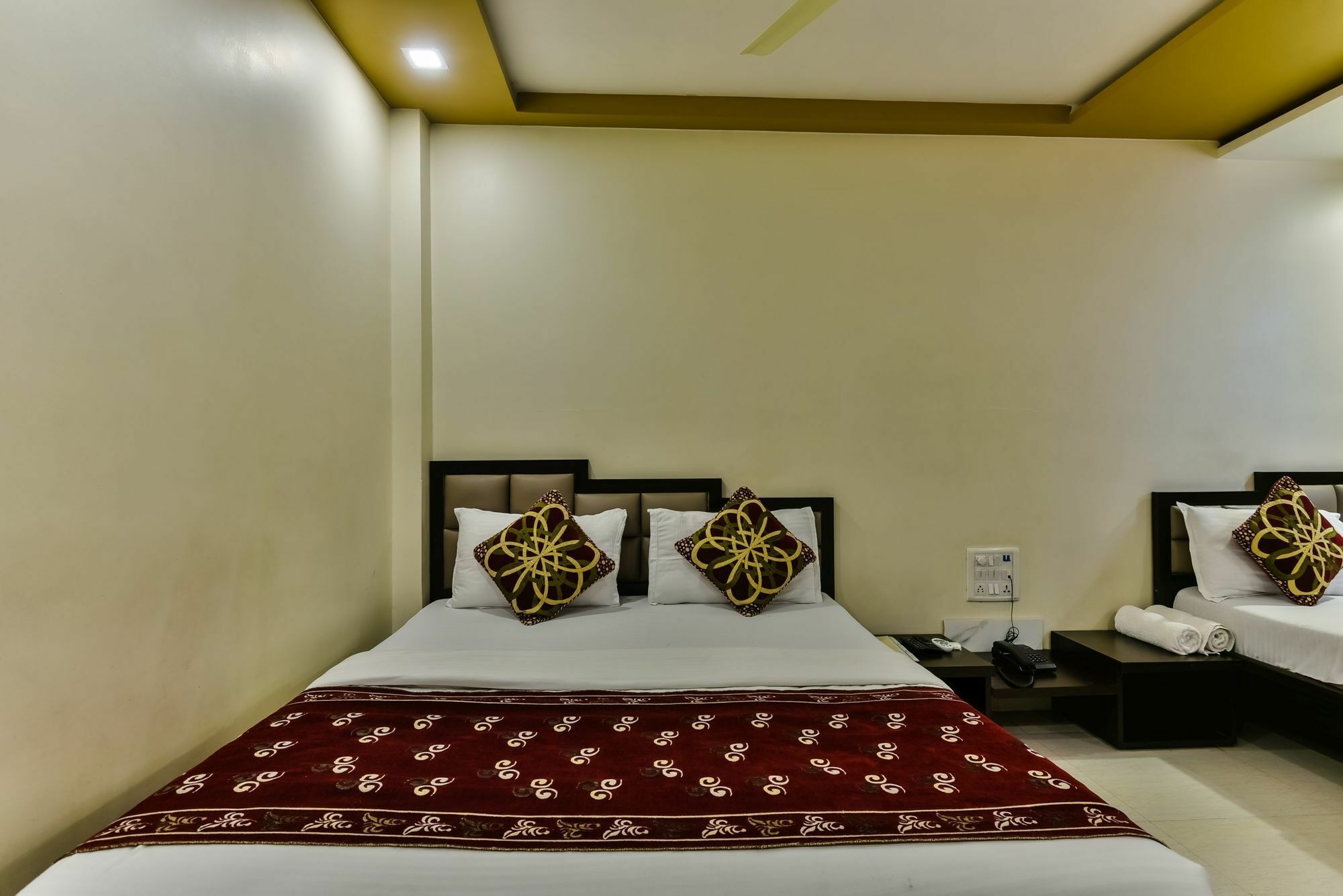 Hotel Guestinn Residency Mumbai Exterior foto